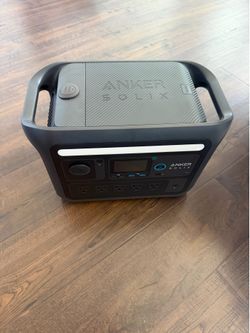 Anker Solix C800X solar generator