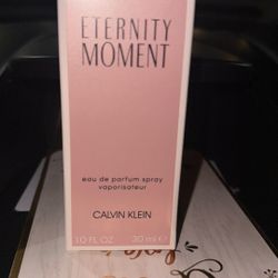 Eternity moment, perfume spray