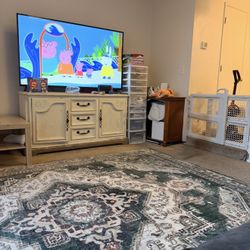 Green Washable Area Rug. 8X10