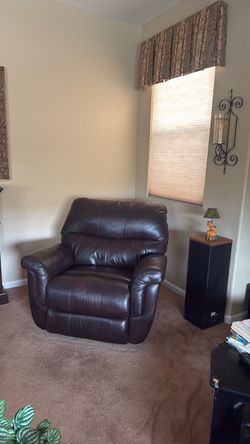 Brown leather Recliner