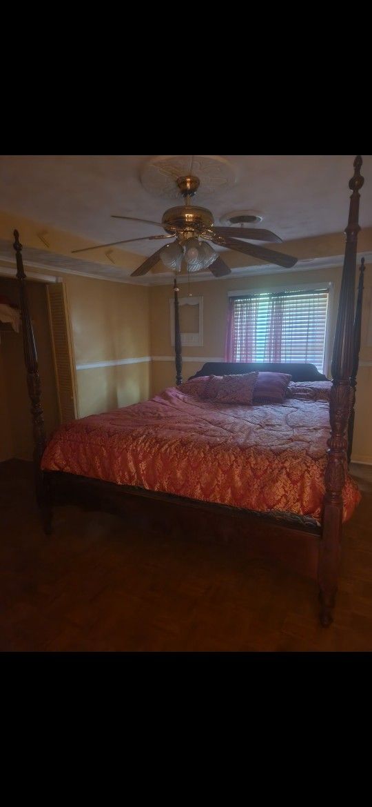 Queen Bed