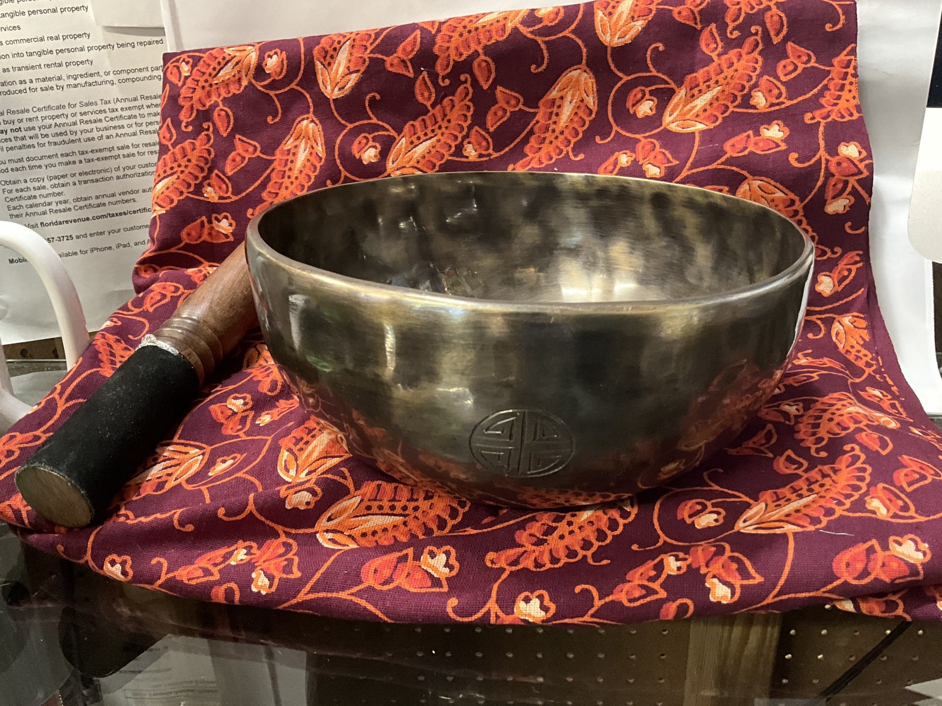 8" Hammered Bronze Etched Tibetan Tiger's Eye Full Moon Singing Bowl w/ Striker