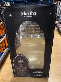 👻 NEW Martha Stewart LED Lighted Haunted Mansion Mirror Halloween Viral Decor Gothic Spooky Rare!