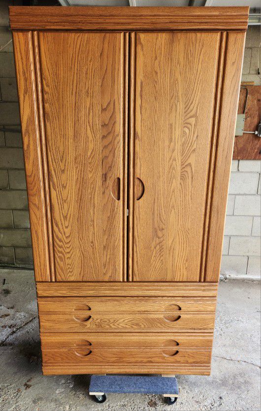Solid Wood Armoire/Dresser/TV Cabinet Oak Palliser Furniture