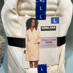 Brand New Women’s Kirkland Robe Size L
