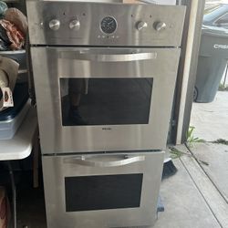 VIKING stainless steel double oven