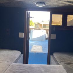 1986 Reinell Cuddy Cabin