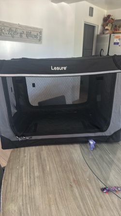 Collapsible Dog crate