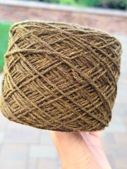 Wool yarn