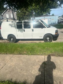 Chevrolet Express 2500