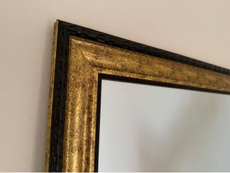 Framed mirror