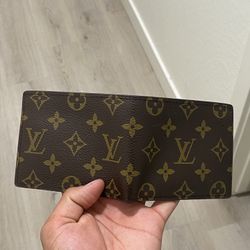 Louis Vuitton Wallet 