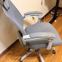 Ergonomic Office Chair 