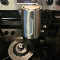 Amazon Basic Electric Kettle