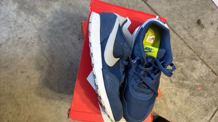 Nike Kids Running  Shoes Size 4 