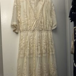 Off White Dress Perfect For Photo Shoots 