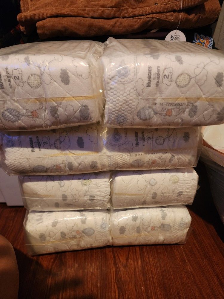 Huggies Size 2 Diapers 184 Count