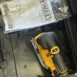 DEWALT 20-Volt MAX XR Cordless Brushless Jigsaw (Tool-Only) solo Herramienta 