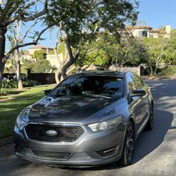 2013 Ford Taurus