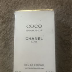 Women’s Perfume & 55 Inch Smart Tv