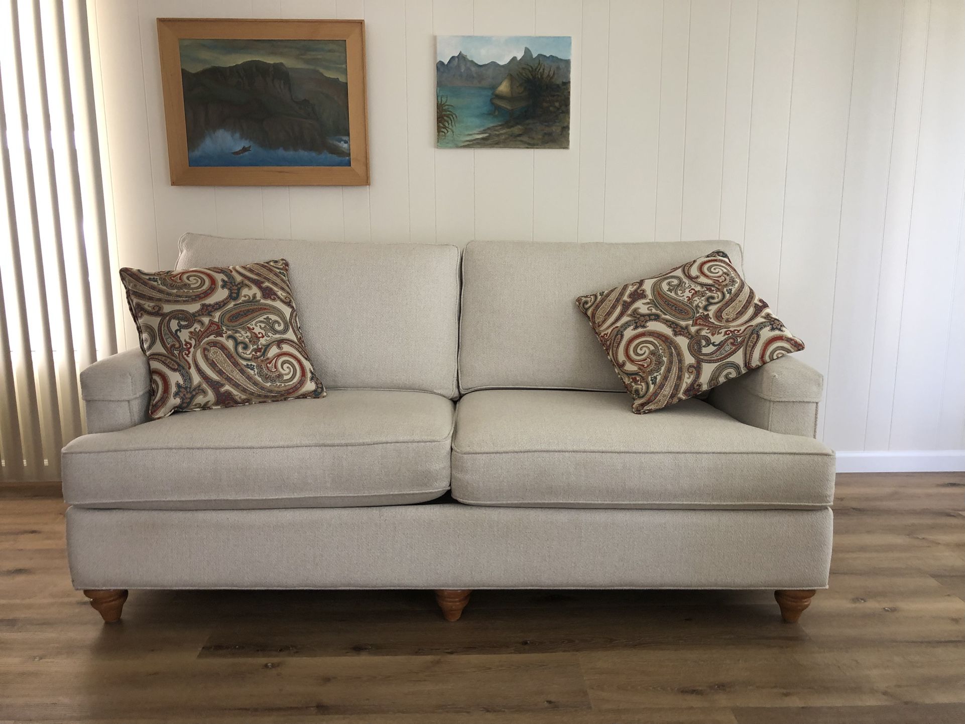 Bassett Loveseat