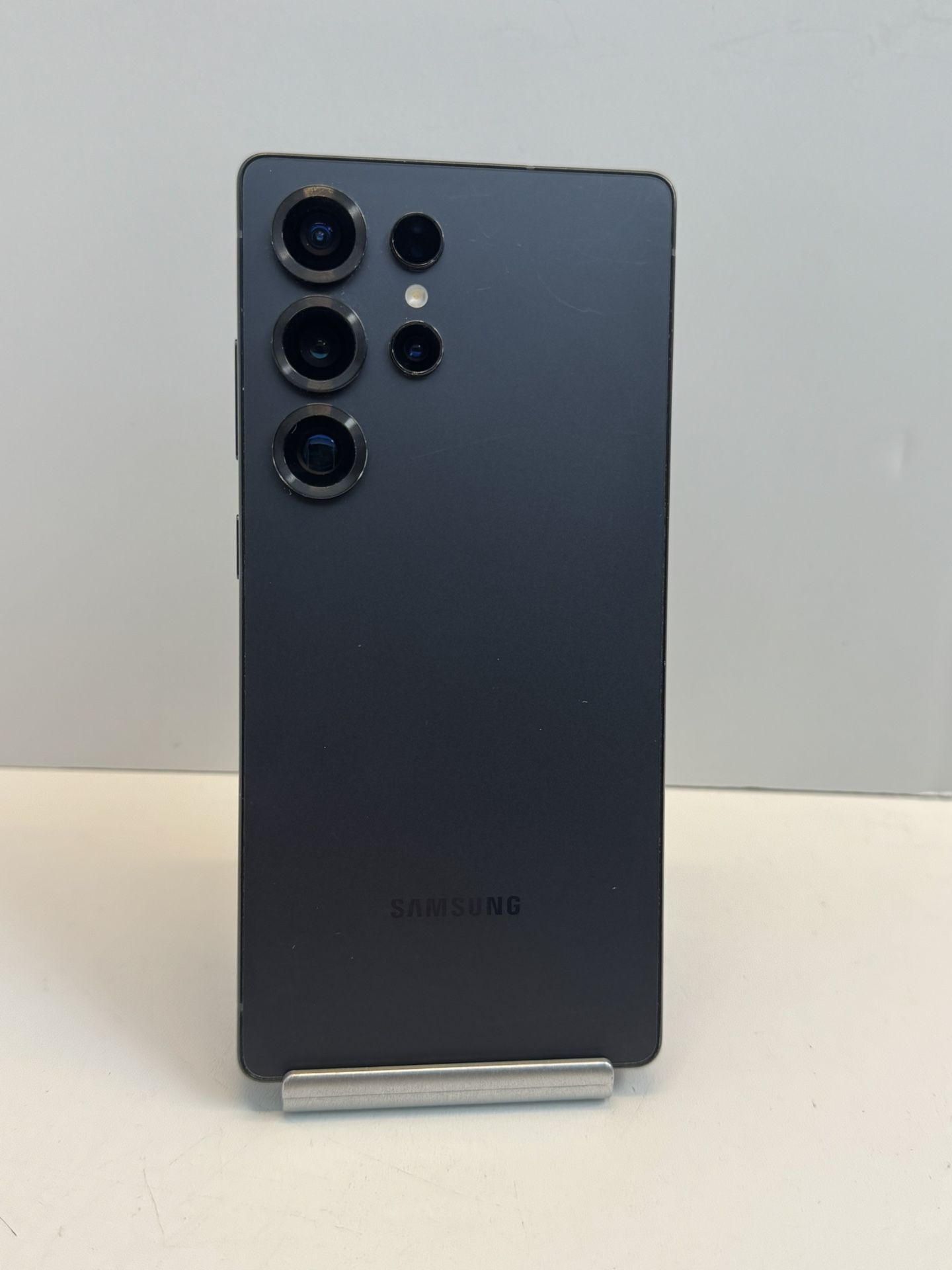 Samsung Galaxy S25 Ultra 256gb. ( Unlocked Cellphone )