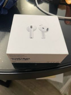 Unopened AirPods 4