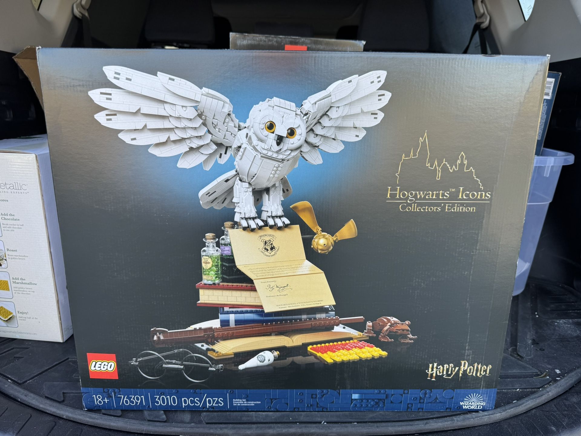 LEGO 76391 Harry Potter, Hogwarts Icons Collectors Edition! Brand New! 