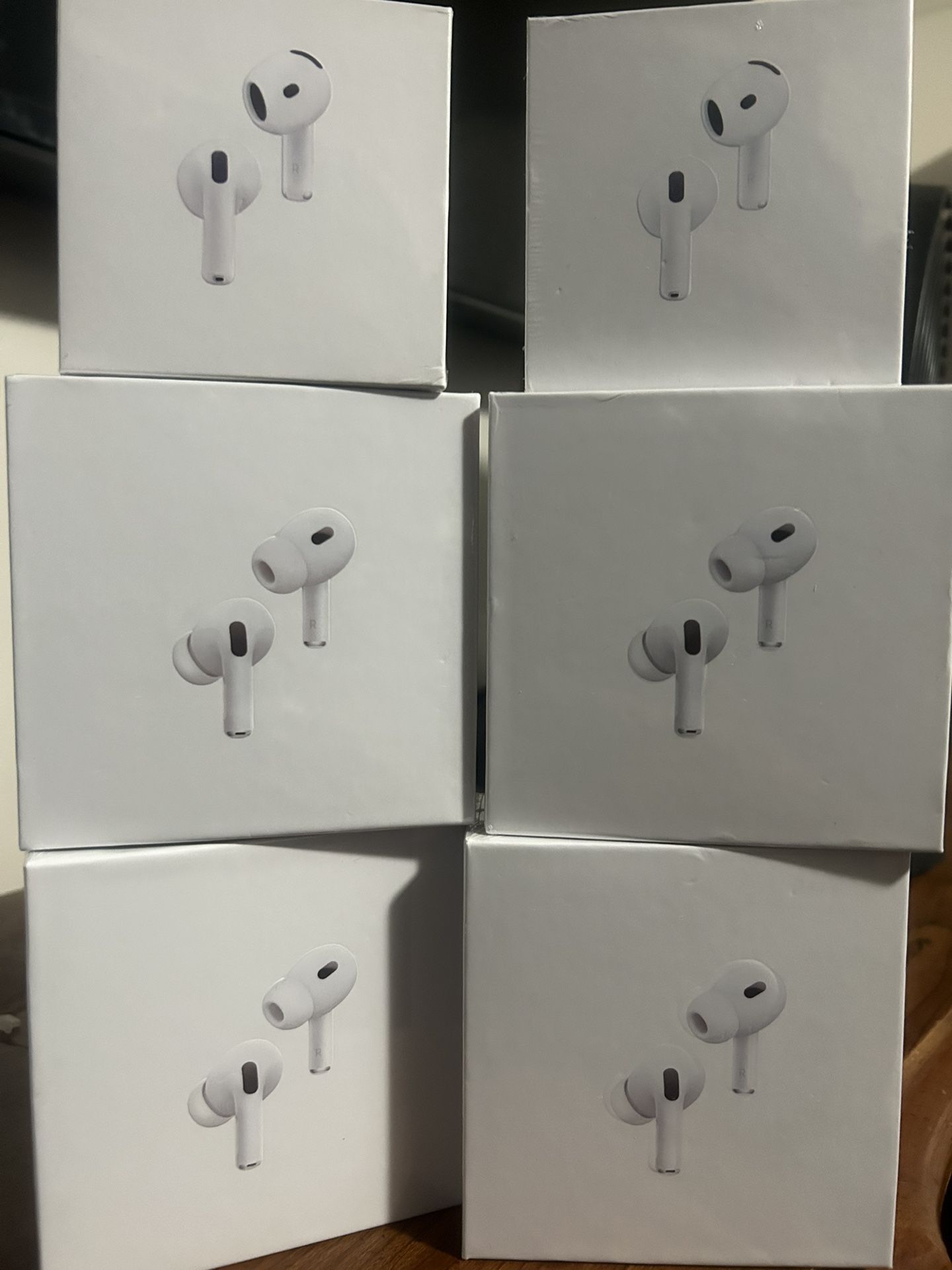 EARBUDS