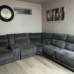 Recliner Sectional Couch for Sale!