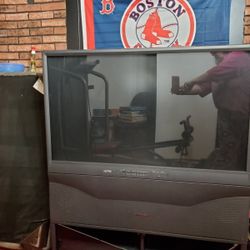 FREE 46" Projection TV