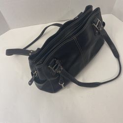 Fossil Black Small Soft Pebbled Leather Shoulder Bag Handbag Purse w/ Key Charm; 12” x 7”