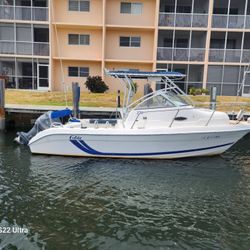 Cobia Cuddy Cabin With 200HP Yamaha Engine - 2 Stroke