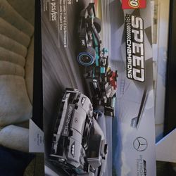 AMG Patonas Formula Lego Set