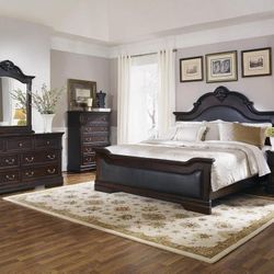 New 4-Piece Queen Bedroom Set Queen Bed Frame Dresser Mirror And Nightstand All Solid Wood