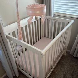 Baby Mini Crib 