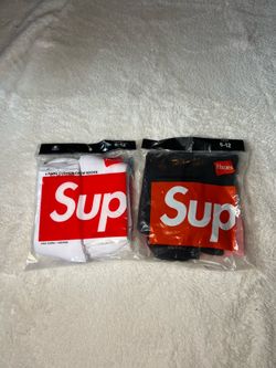 Supreme 4 pack socks brand new
