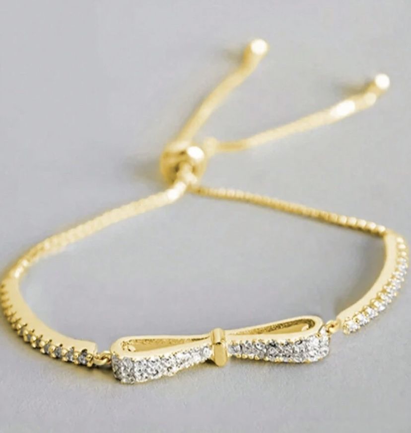 Gold Bow Diamond Bracelet Pull Tie