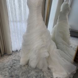 Casablanca Bridal 