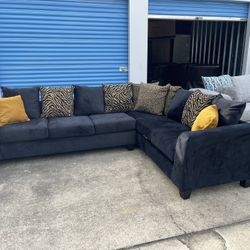 Brand New! Jet black 2 Piece Sectional Delivery Available 