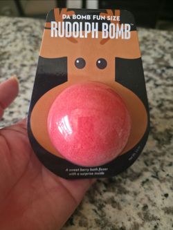 Da Bomb Fun Size sweet berry Rudolph bath Bomb,  red with a surprise inside