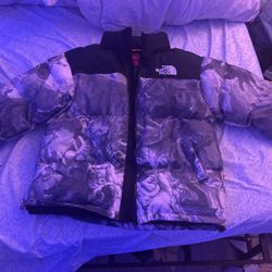 northface puffer supreme