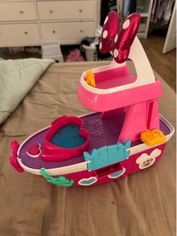 Minnie Mouse Boat Toy