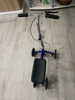 Knee walker/rover