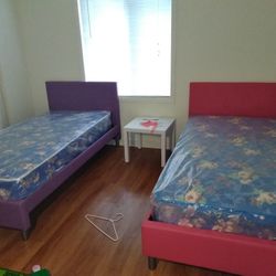 Girls Bed Frame With Mattress 