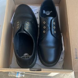 Dr Marten’s Size 9M