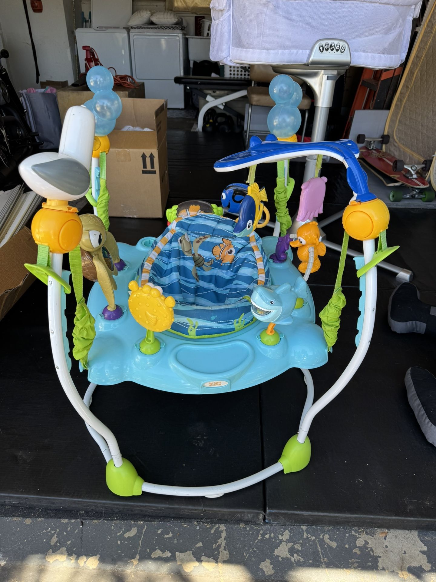 Bright Starts Activity Jumper Disney Baby Finding Nemo Sea of Activities