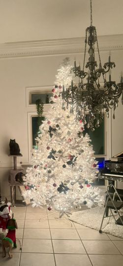 White Christmas Tree