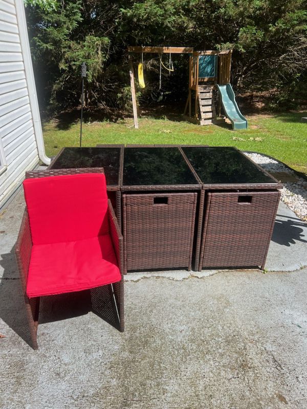 Outdoor Furniture  Table 