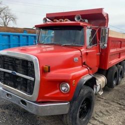 For sale 1984 Ford LTS9000 tri axel truck